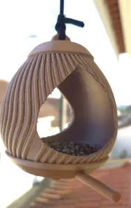 SAIPH Bird feeder