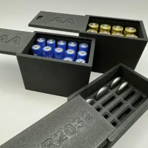 Sliding lid battery storage boxes