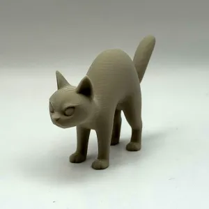 Simple Arching Cat Figurine