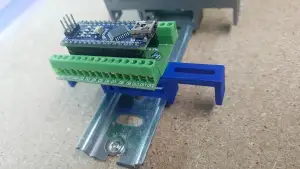 Universal PCB DIN/Desktop adjustable holder