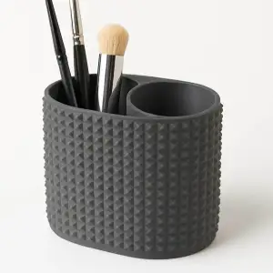 paint brush and water holder