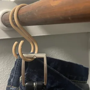Pants Hook Hanger / Gancho para Pantalones