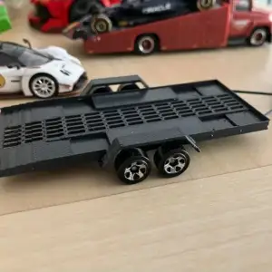HW Car Trailer