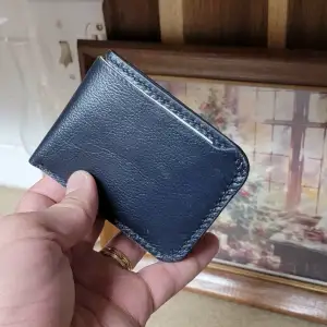 Leather Wallet Template - "The Sneak Peek"