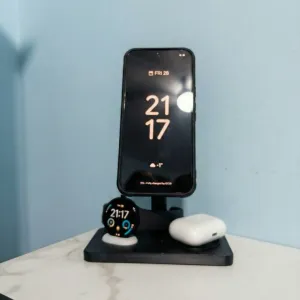 Google Pixel 10 & Pixel Watch 4 Stand
