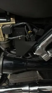 Suzuki Intruder fuse box cover