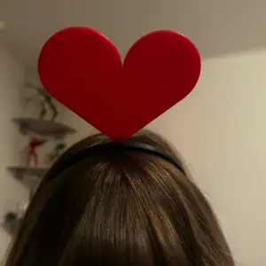Valentine's Day headband with a heart