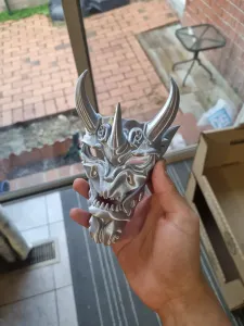 Mascara Oni