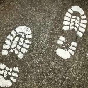 Santa Claus Boot Floor & Wall Trail Stencil (template)