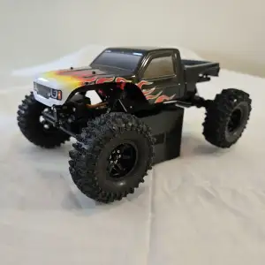 INPRIME R/C 1/18-1/24 TRUCK STANDS