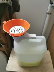 Isopropanol bath filter or resin product
