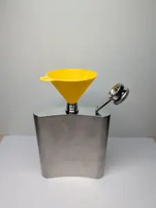 Funnel for hip flask