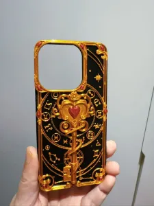 秘钥之境--iPhone 15 Pro手机壳