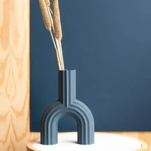 Arch vase