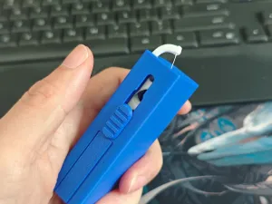 便携牙线盒：随身携带拿取方便