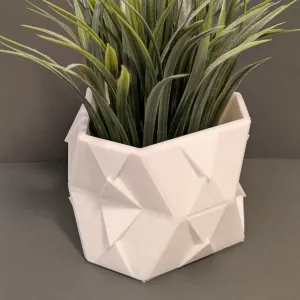 Angular Pot