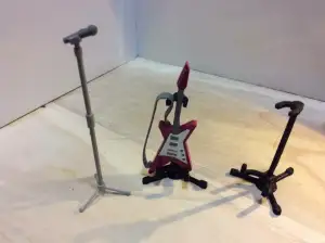 Guitar Stand (1:18 scale)