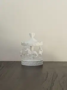 情人节礼物 爱心旋转马