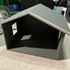 Dollhouse miniature house