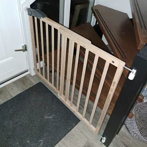 Stairgate / safety gates parts, hinges, caps