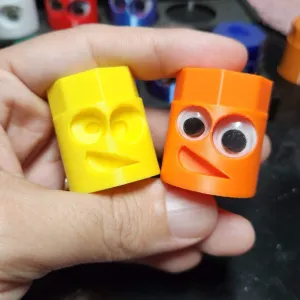 Rodd Kullernutt Filament Sample Test Guy