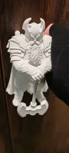 Dwarf guard wardrobe handle