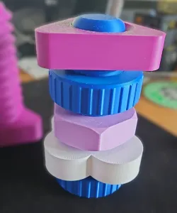 Tornillo tuerca diferentes intercambiales - juego didactico