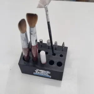Pen holder for nail table