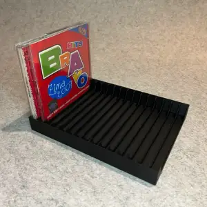 Simple stand holder for 15 CD discs