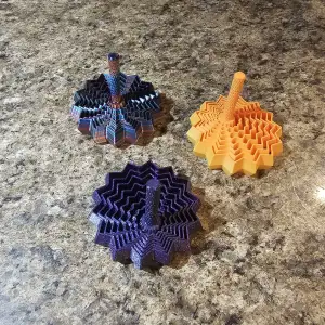 14 Point Star Expanding Fidget