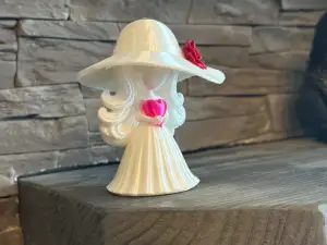 Lady with heart