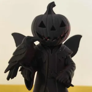 Crowlin Embergourd – The Voice of the Raven
