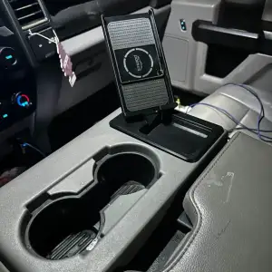 2017-2022 Ford F Series Phone Holder with Wireless Charging