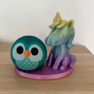 Einhorn Echo Ständer