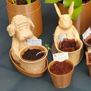 Dog the Gardener - Toy Pot Planter