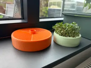 Sprouting Tray/Seed Germinator -  10cm