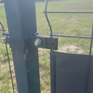 Fence clip, panel fence clip, elongated