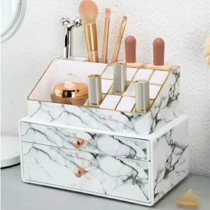 MAKEUP ORGANIZER