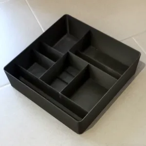 Multi-slot Organizer