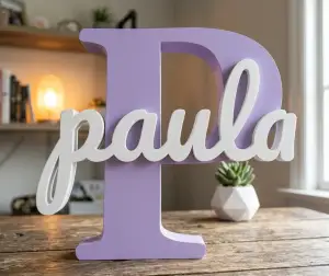 Inicial P con nombre de Paula