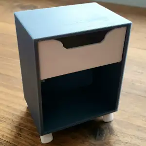 Barbie / Dollhouse Furniture