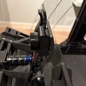 Fanatec CSL Elite v2 25W bass shaker mount