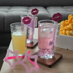 party labels for glasses - Kiss