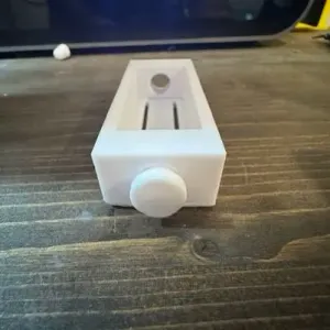Modified Three Hole Queen Cage