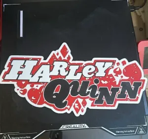 Harley Quinn wall - keychain