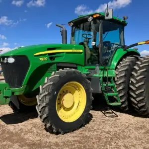 John Deere 7930