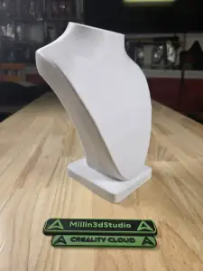 Elegant Necklace Display Bust for Jewelry Presentation