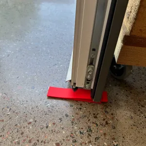 doorstop with release