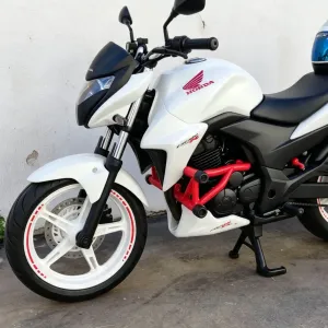 CB300