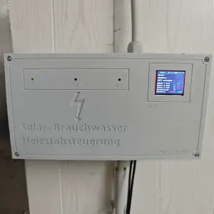 PV Gehäuse für eine Wasserboiler Heizdrahtsteuerung